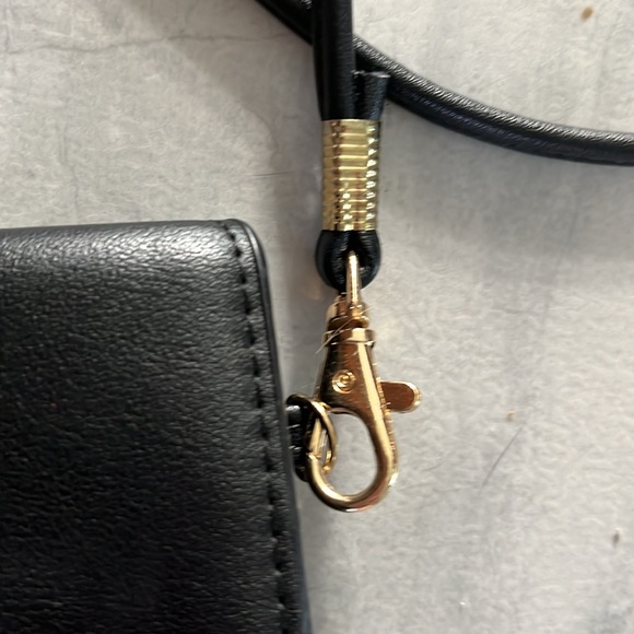 Deluxity Crossbody wallet  case  ID holder  Credit card case  billfold NWT - Picture 10 of 17